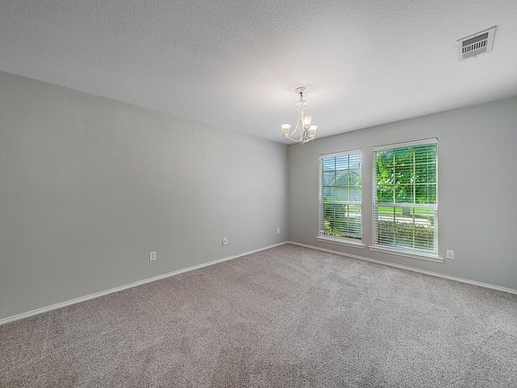 4th image of 10400 Matador Dr