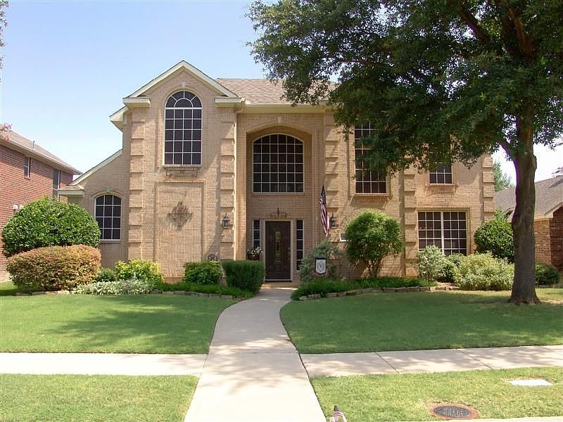 1st image of 3909 Montrose Dr