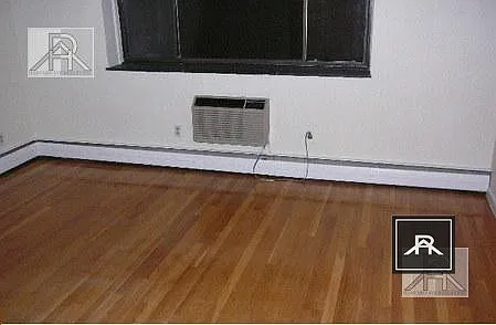 2 bed, 1.0 bath, $3,100 — Photo 4