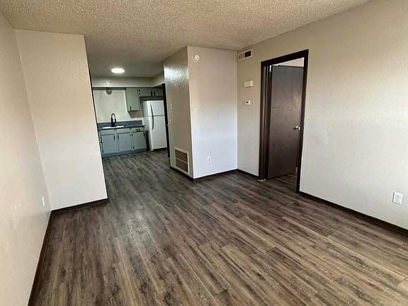 4th image of 3509 N Nesbitt Ave APT H