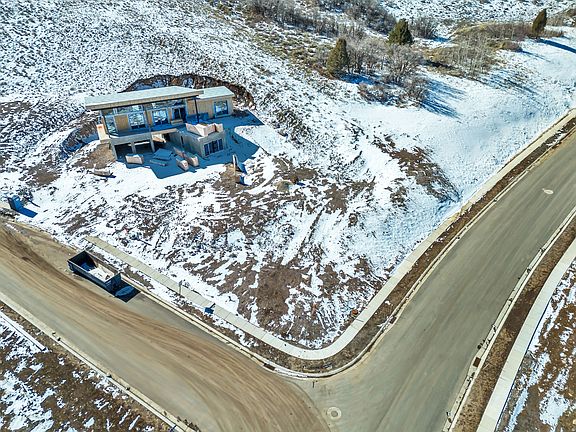 4th image of 3922 E Harris Way