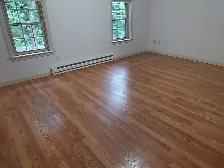 28L Island Pond Rd — Photo 10