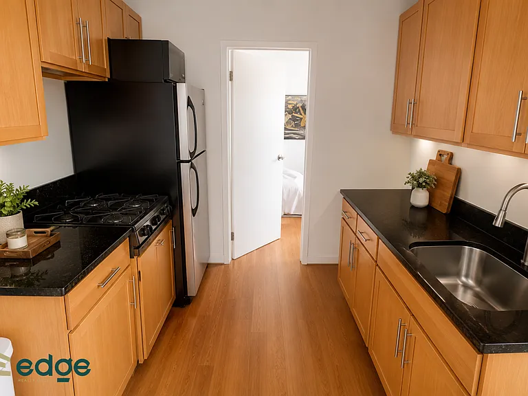 160 Havemeyer St #24 — Photo 2