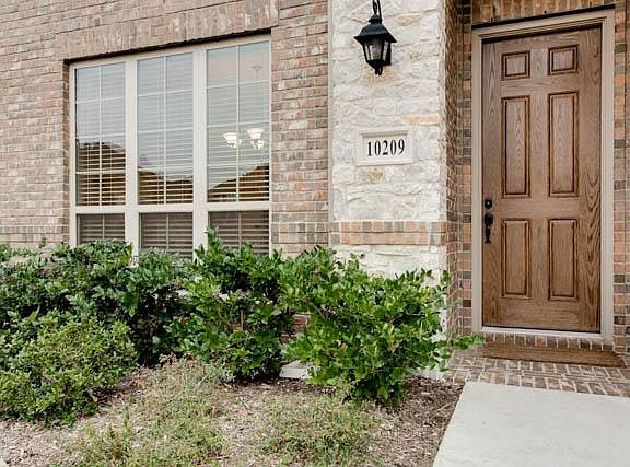 2nd image of 10209 Matador Dr