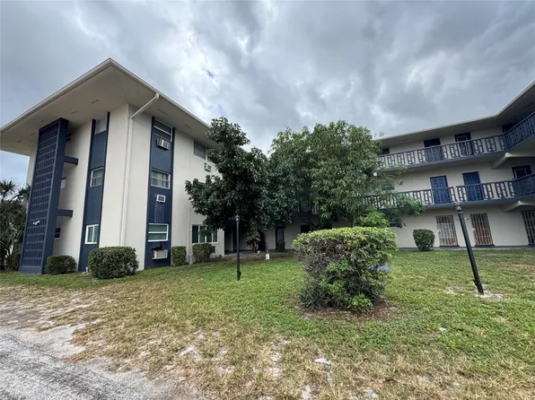 1150 E Sample Road #101, Pompano Beach, FL 33064