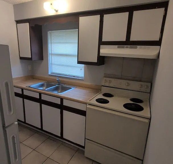 13104 Leisurewood Pl #204 — Photo 3