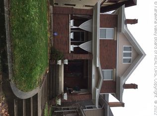 1513 Virginia St E, Charleston, WV 25311