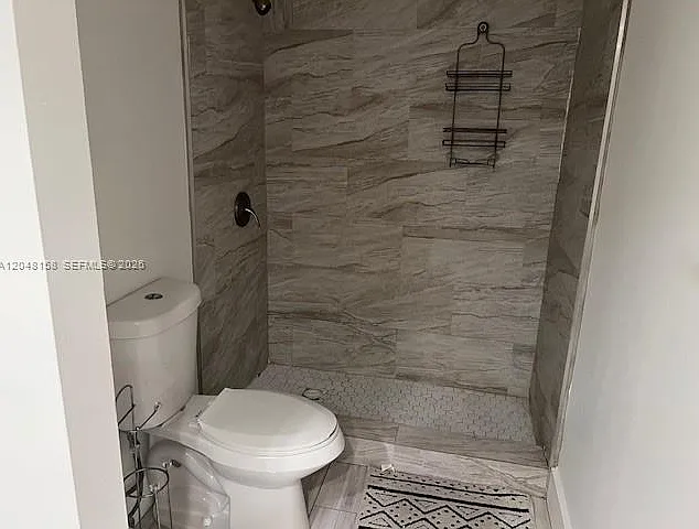 1207 Bahama Bnd #E2 — Photo 13
