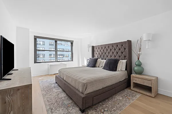 Rented by Compass | media 3