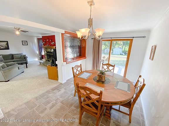 3rd image of 55 W Olcott Lake Dr