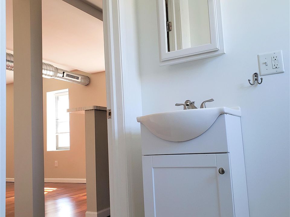 1st image of 85 W Chippewa St #4FRBO