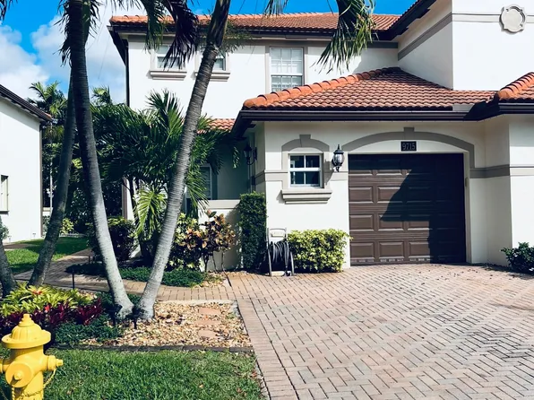 9715 Darlington Pl, Fort Lauderdale, FL 33328