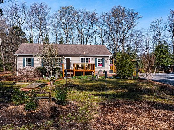 109 White Gate Dr