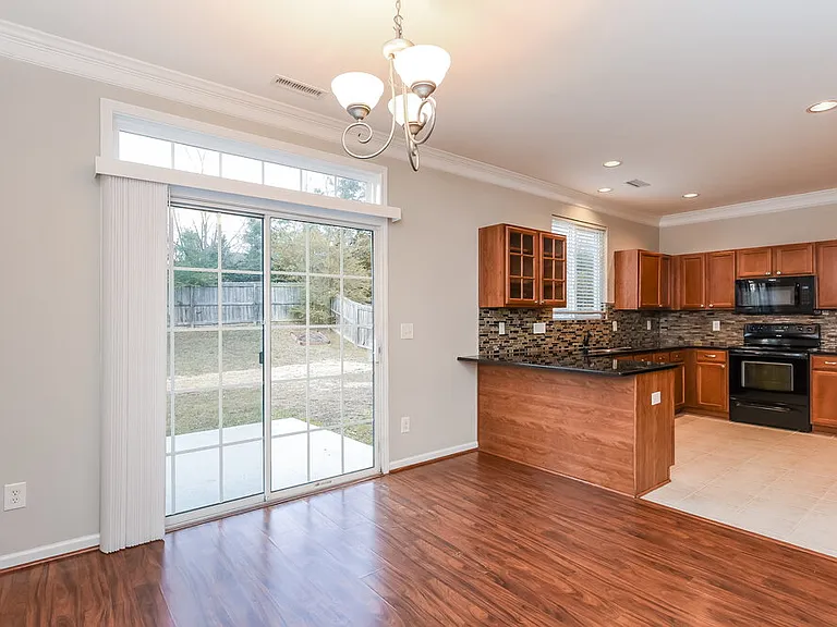 125 Depot Ridge Rd — Photo 7