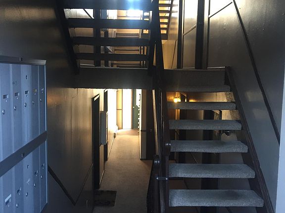 3rd image of 449 12th Ave N APT 5