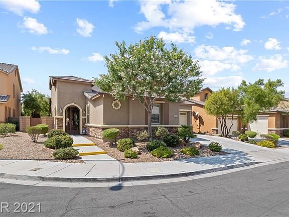2nd image of 2641 Bad Rock Cir