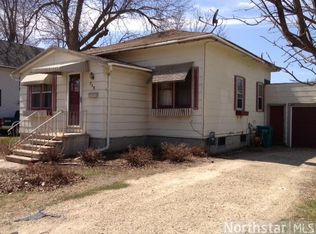 715 3rd St NE, Waseca, MN 56093