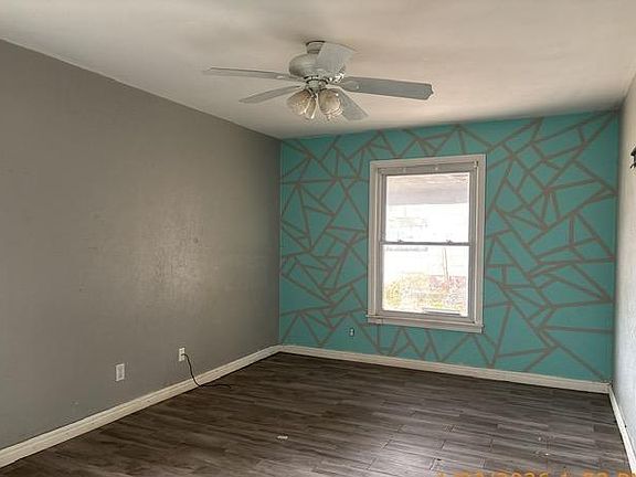 4th image of 336 S 15th St