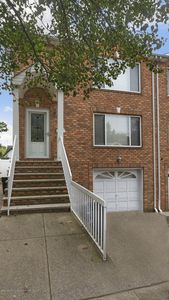 460 Corbin Ave, Staten Island, NY, 10308