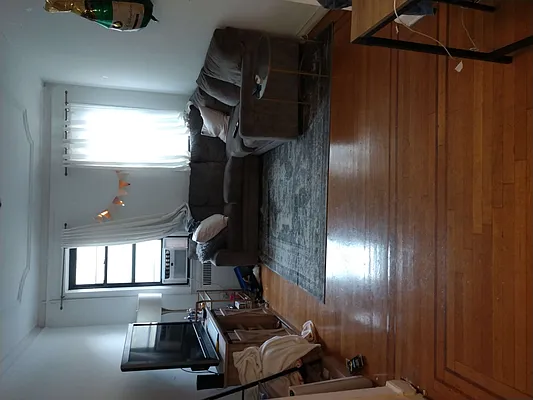 Rented by Green Line Realty | media 8