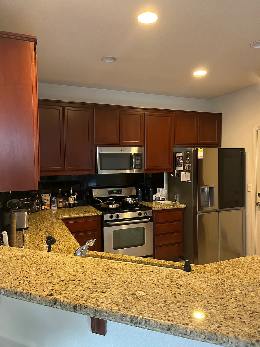 Building Photo - 270 Soaring Hawk Ln