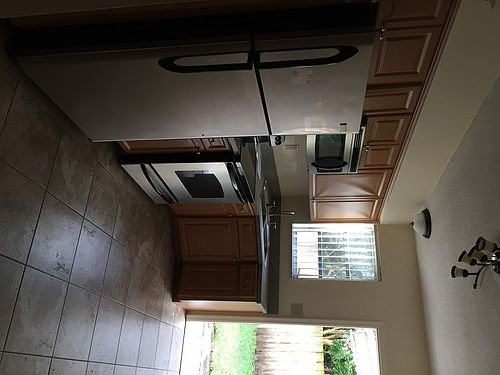 4th image of 2738 NE 30th Pl APT 10