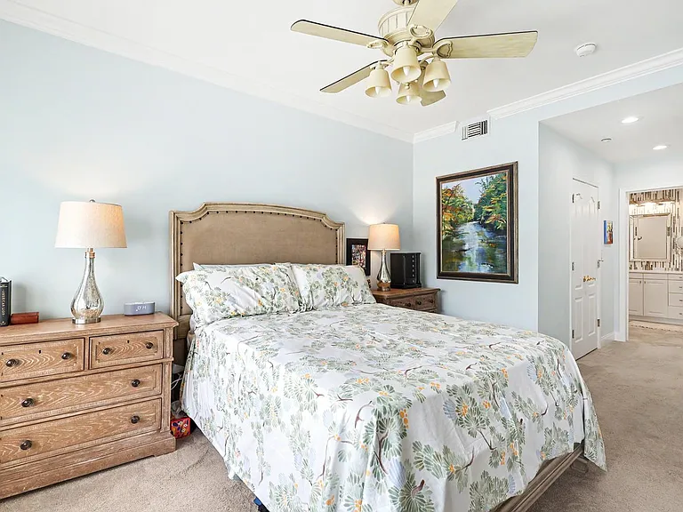 401 N Church St #208 — Photo 9