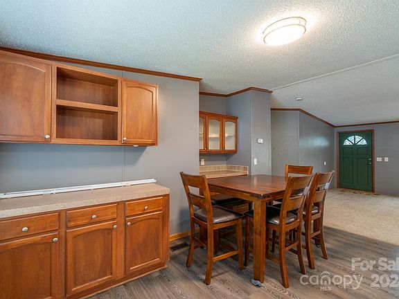 4th image of 124 Kodak Dr