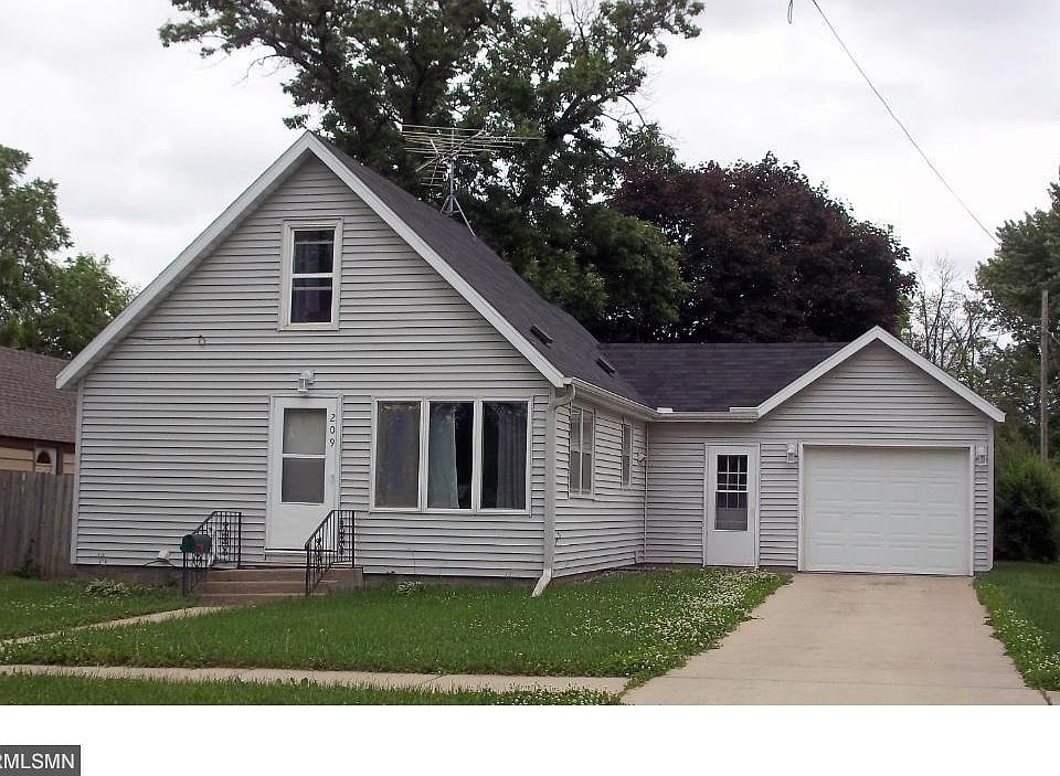1st image of 209 N Cedar St