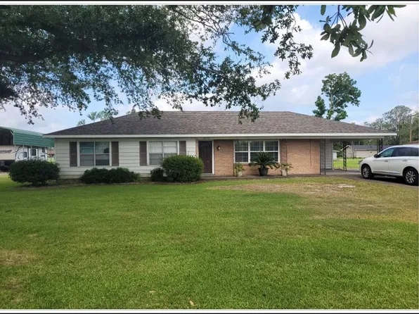 2117 Linda Dr, Westlake, LA 70669