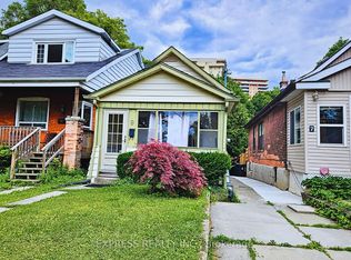 9 Bryant Ave, Toronto, ON M4C 5G9