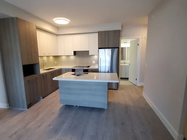 8 Water Walk Dr, Markham, ON