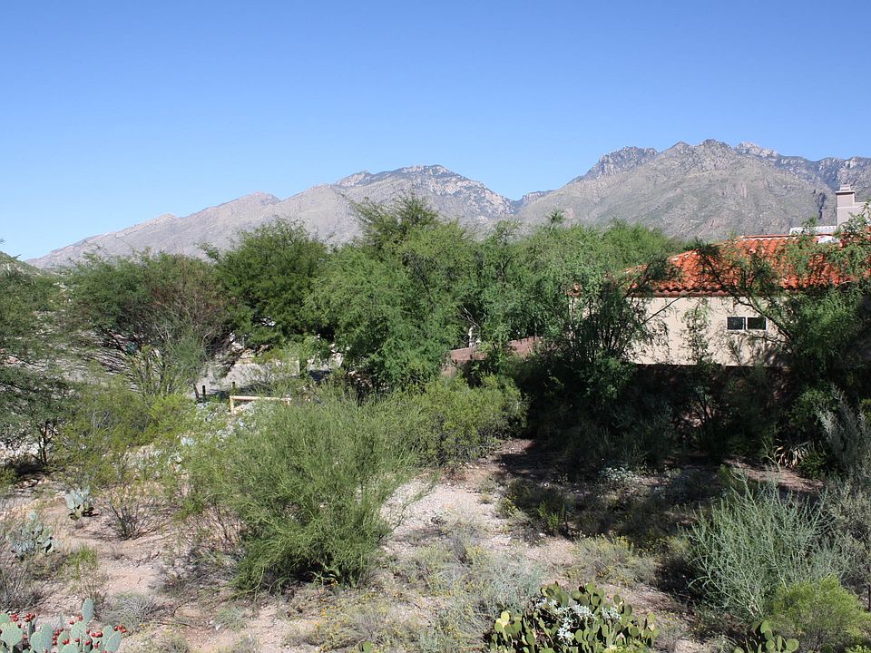 1st image of 5051 N Sabino Canyon Rd