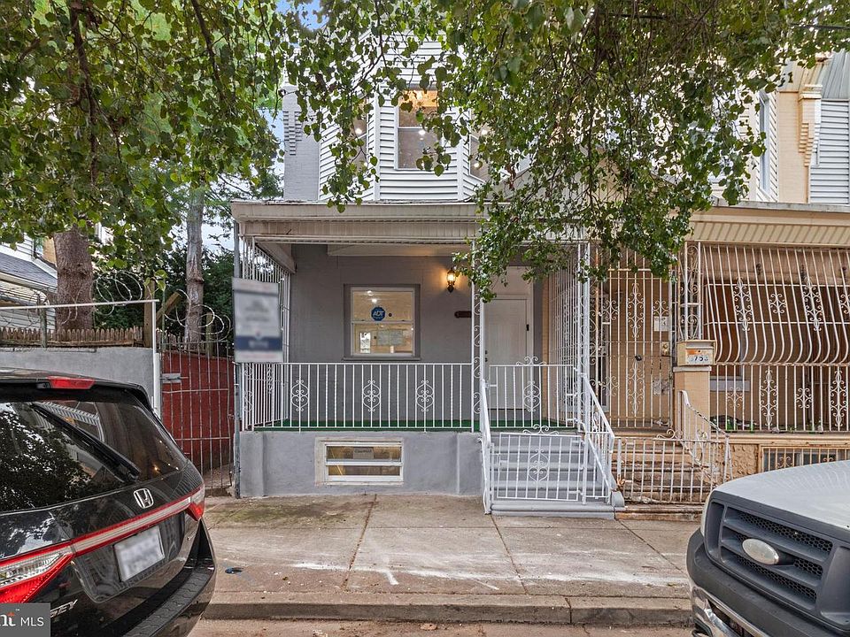 1st image of 3755 N Franklin St
