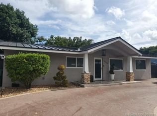 10230 SW 41st Ter, Miami, FL 33165