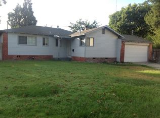 1530 Bay Meadows Dr, Modesto, CA 95350