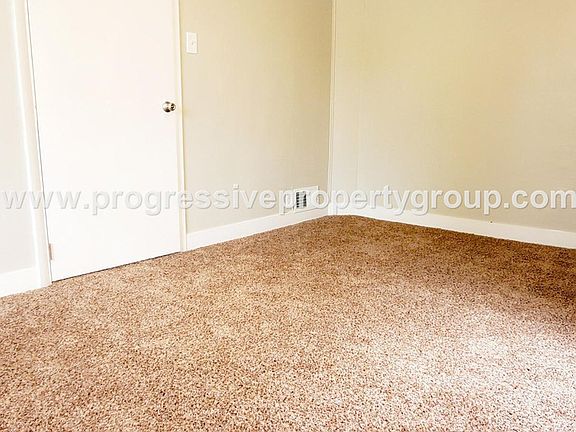 4th image of 800 E Abriendo Ave