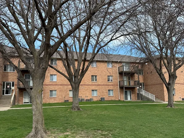 Pine Tree Apartments