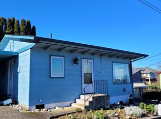 875 6th St, Astoria, OR 97103