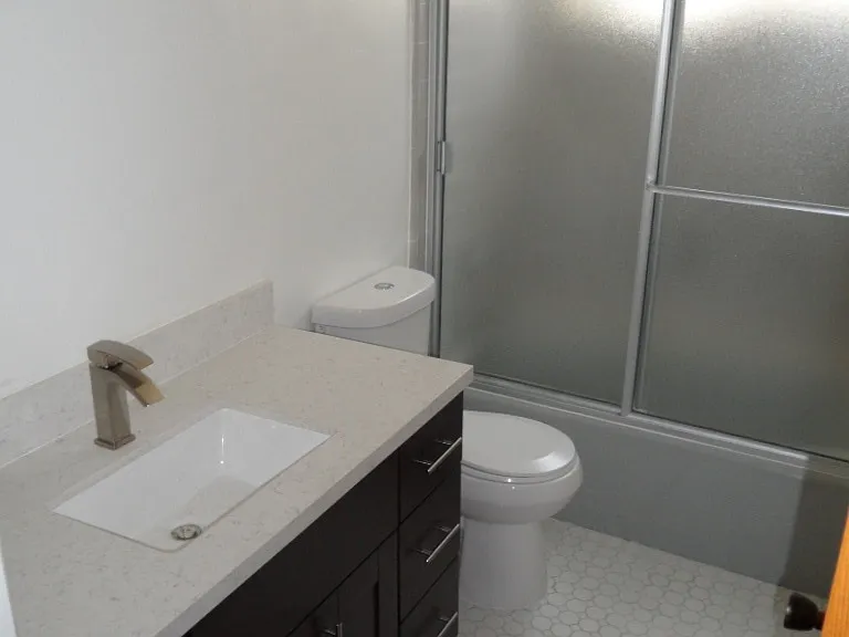 5008 W 58th Pl — Photo 10