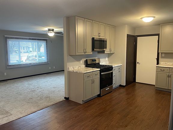 4th image of 1505 Pebblewood Dr