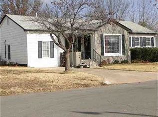 1216 Sherry Ln, Shawnee, OK 74801