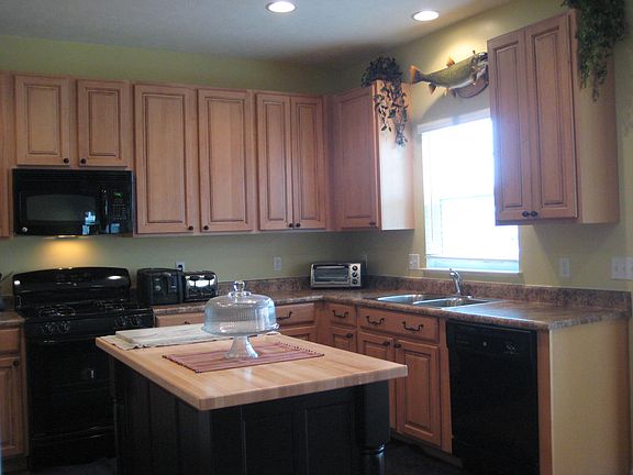 5th image of 9351 Buttercup Ct