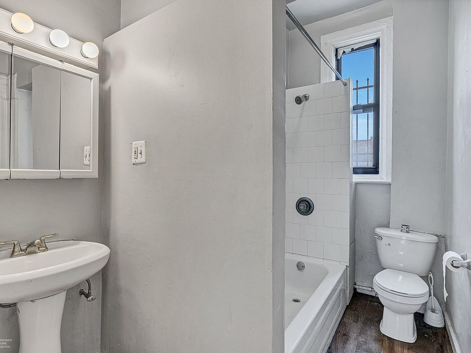 1st image of 2659 W Chicago Ave APT 2F