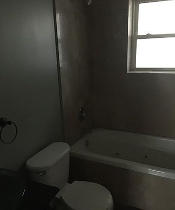 3rd image of 6301 N Richmond St APT 1