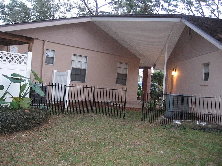 11573 SW 2nd Ln — Photo 4