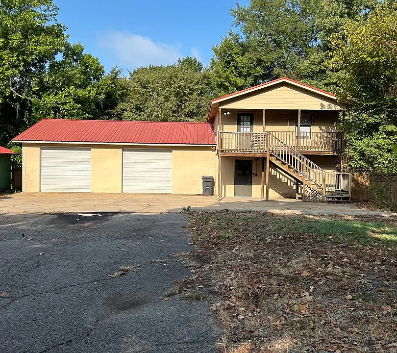 208 Tyler Rd