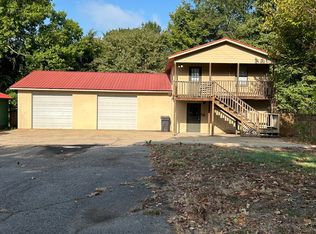 208 Tyler Rd, Russellville, AR 72802