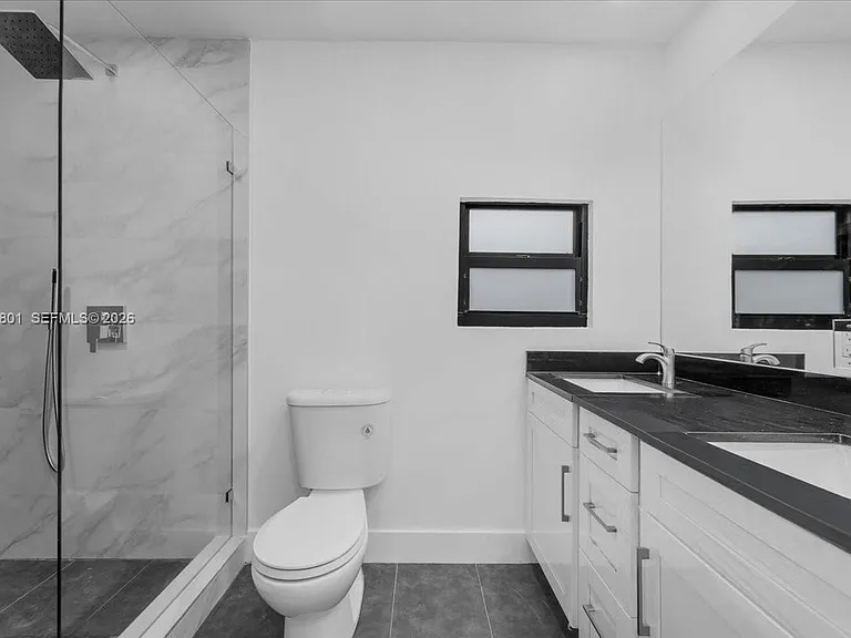 5220 SW 6th St — Photo 38
