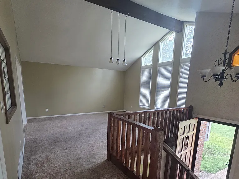 4801 Westport Dr — Photo 3
